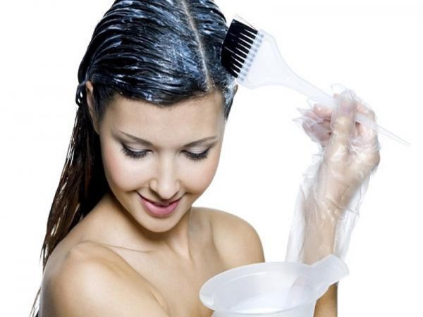 Thực hiện cách làm tóc nhanh lên màu sau khi nhuộm qua các thói quen hàng ngày