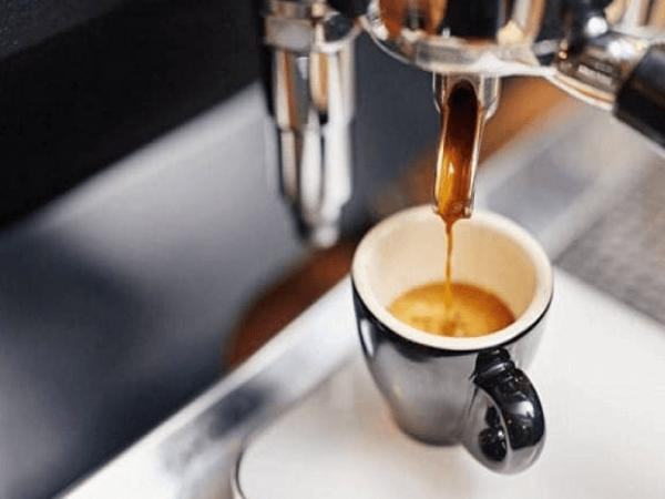 Uống cà phê giảm cân có ảnh hưởng gì không?